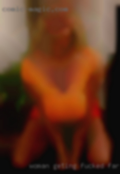 Woman geting fucked in a living in Fargo, ND.